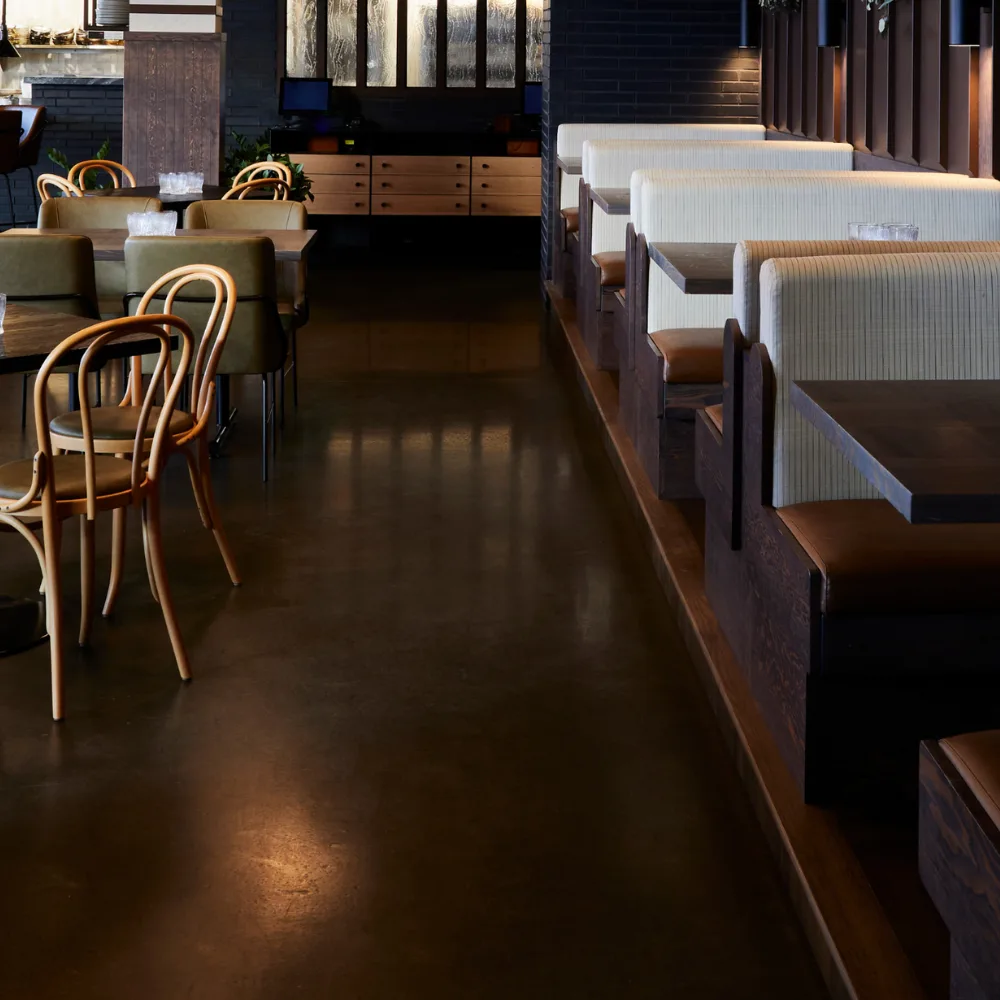 Restaurants & Kitchens