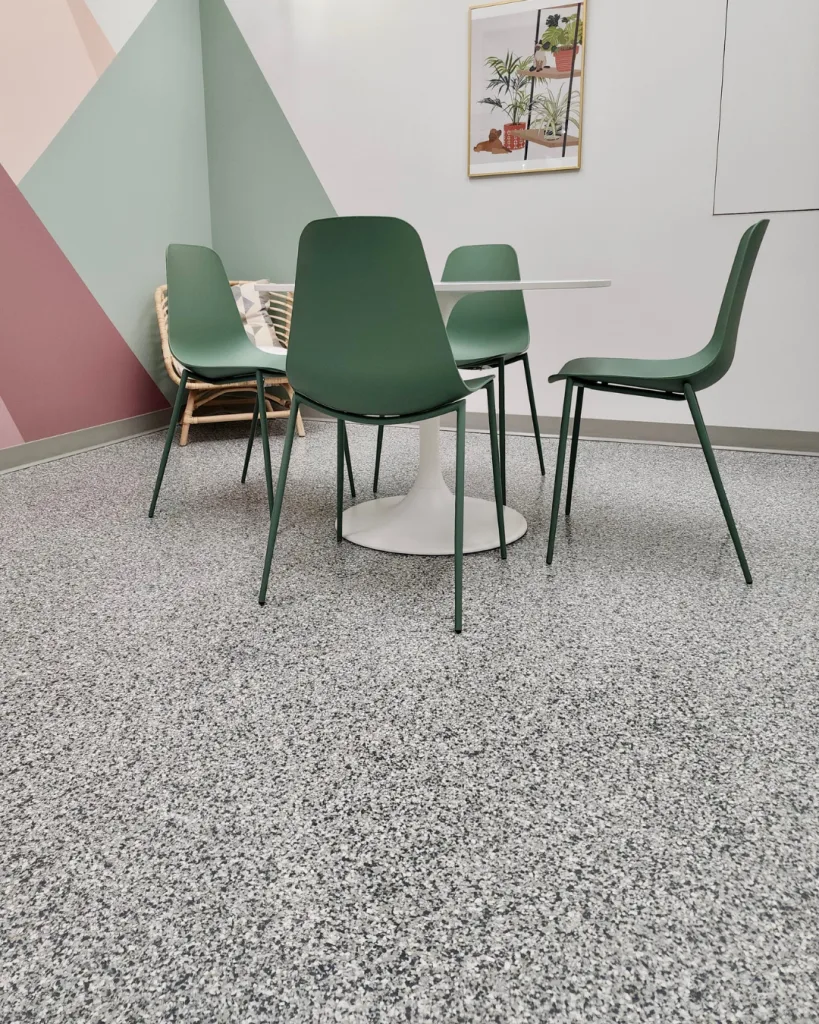 flake-epoxy-floors